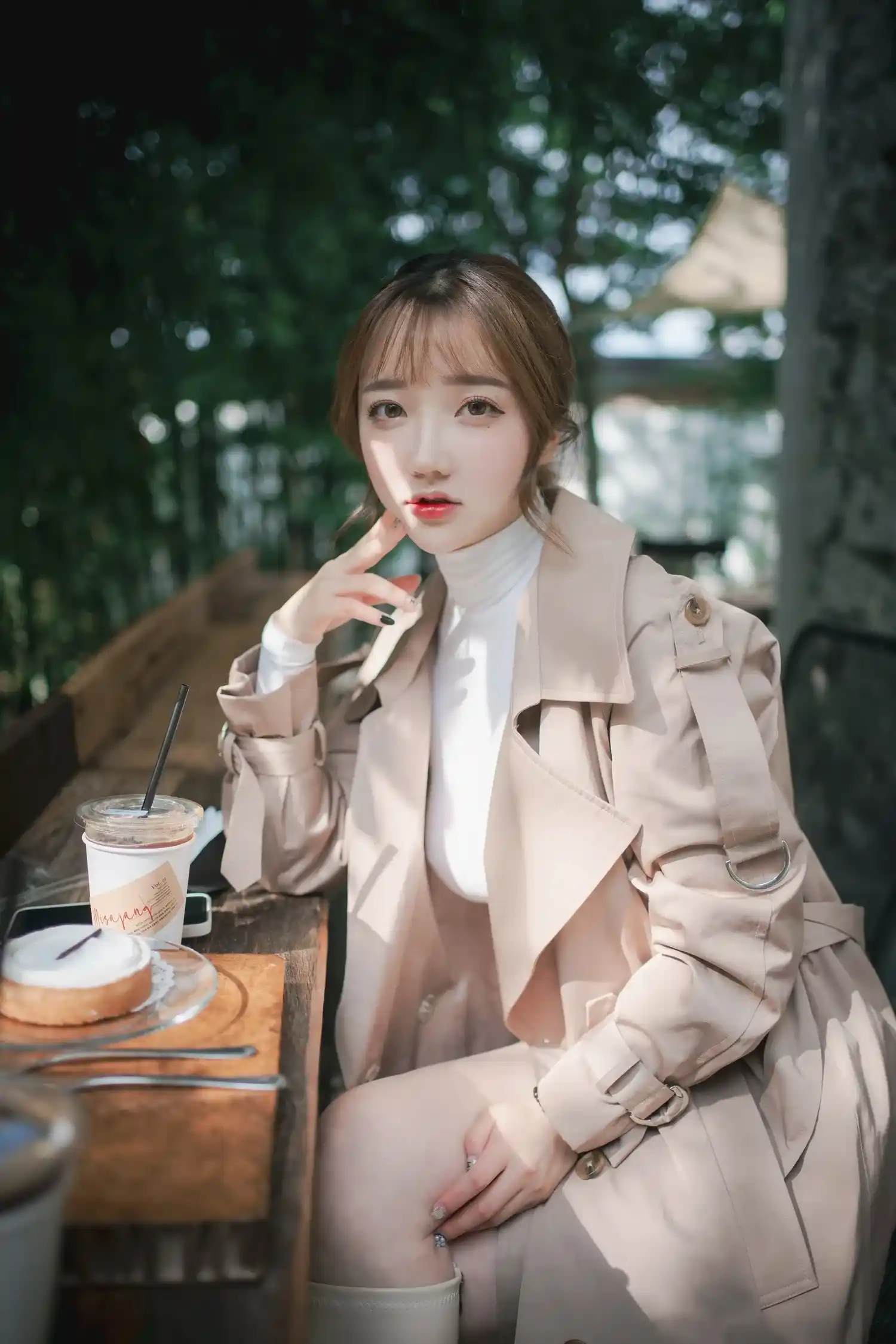 Son Ye-Eun A Snap of Intimacy